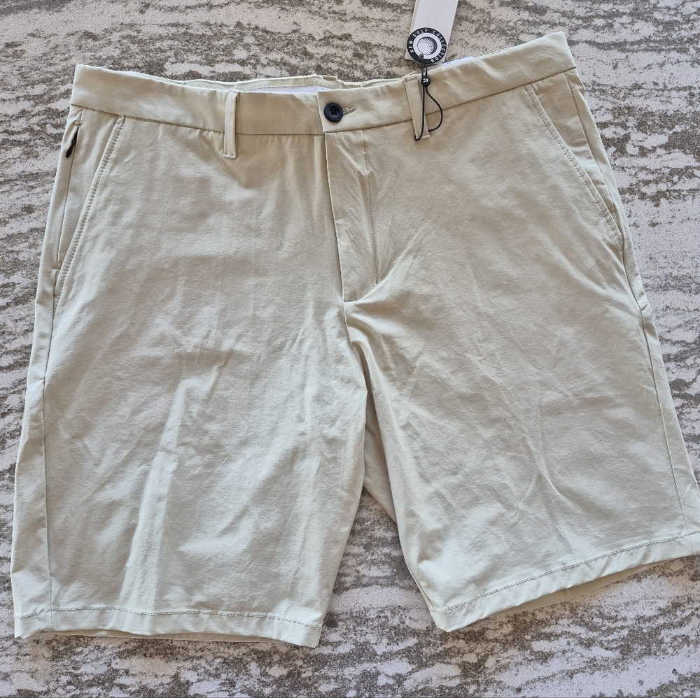 Kenneth Cole Men's Performance Golf Shorts Size 38" NEW
